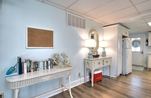 Holden Beach Cottage | Oceanfront. Heated Saltwater Pool. Perfect For A Small Family.