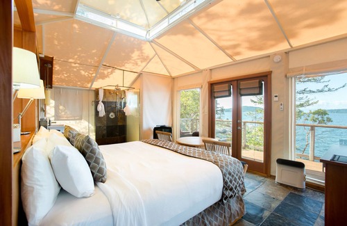 Halfmoon Bay Resort | Oceanfront Luxury Tenthouse B