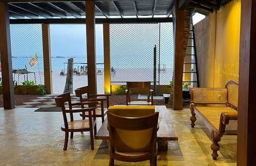 Ambalangoda Villa | Oceanfront Luxury Private Villa in Ambalangoda