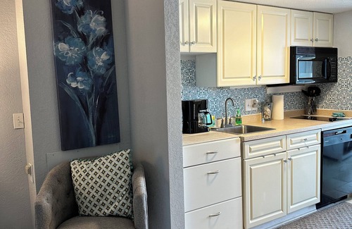 Myrtle Beach Condo | OCEANFRONT! NEW LISTING!- Spacious DIRECT Oceanfront Condo
