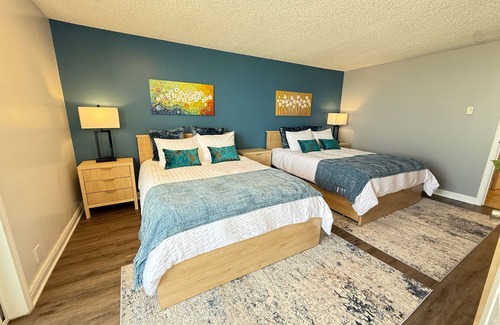 Hermosa Beach Hotel | Oceanfront Sanctuary 1 BR w/Direct Beach Access + Parking