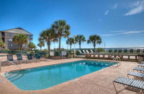 Ocean Drive Condo | Oceanfront Sleeps 8 Ashworth Resort 3 bed 3 bath Free Parking Pools Lazy River