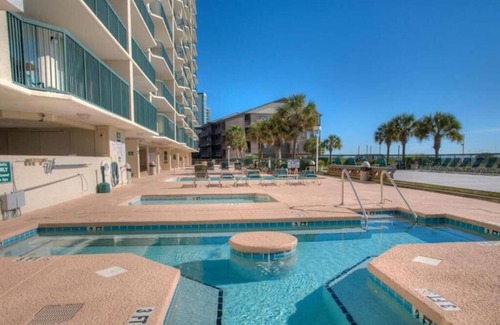 Ocean Drive Condo | Oceanfront Sleeps 8 Ashworth Resort 3 bed 3 bath Free Parking Pools Lazy River