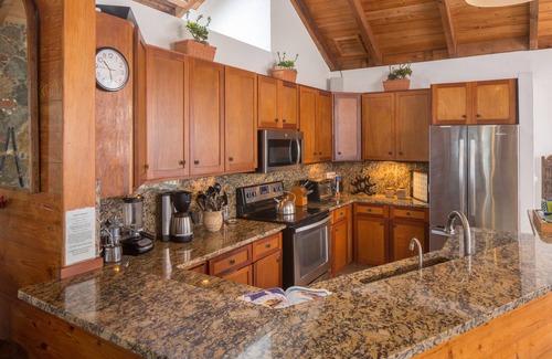Hart Bay Villa | OCEANFRONT, STUPENDOUS SUNRISE TO SUNSET VIEWS, SEE OUR LAST MINUTE SPECIALS!