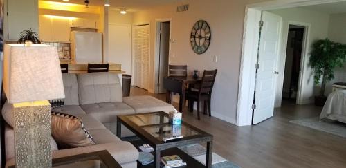 Fort Pierce Apartment | Oceanfront Tropical Paradise