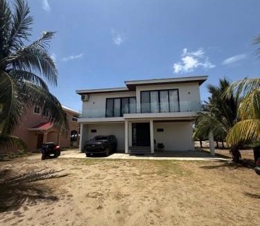 San Juan House | Oceanfront - Villa Catalina - Beach House