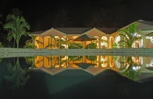Mtwapa Villa | Oceanfront Villa In North Coast Near Mombasa | Staff, 16m Pool, 3000m² Park, A/C