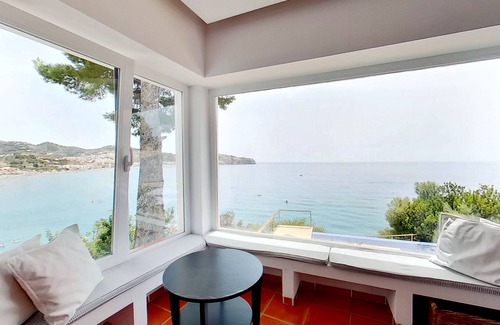 Almunecar House | OCEANFRONT VILLA "Mare Cubum" panoramic views, extreme location, pool, climate!