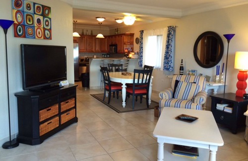 Maho Condo | Oceanfront with 2 bedrooms, great location!