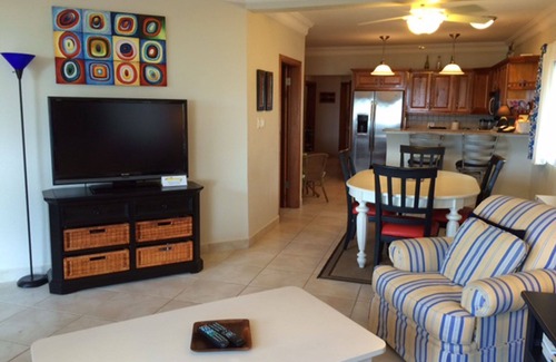 Maho Condo | Oceanfront with 2 bedrooms, great location!