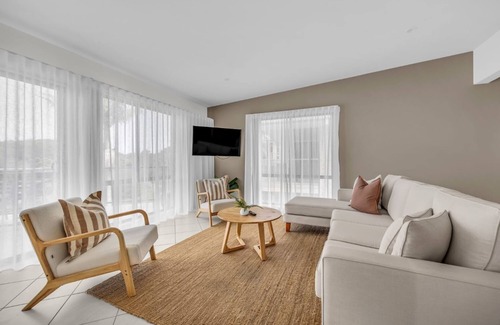 Tura Beach Cabin | Oceans Edge: Tura Beach
