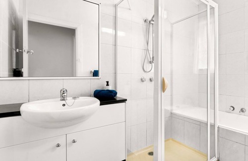 Sunderland Bay House | Oceans Rise in Sunderland Bay
