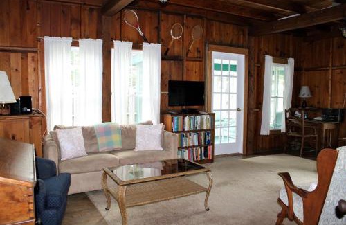 Hancock Point House | Oceanside D-B Family Cottages