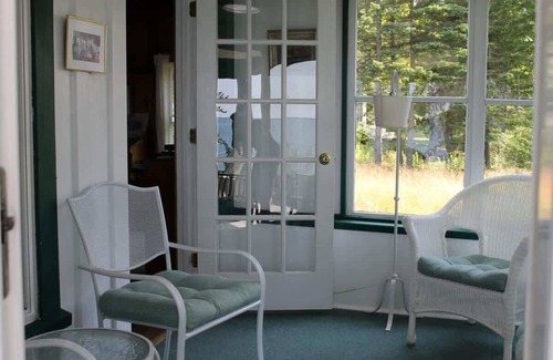 Hancock Point House | Oceanside D-B Family Cottages
