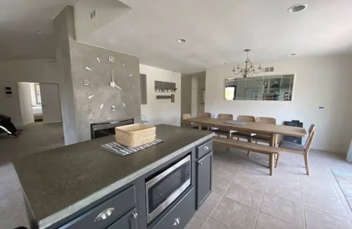 Loma Alta House | Oceanside Gem W/Pool, Hot Tub and Game Room!