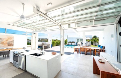 Long Bay Hills Villa | Oceanview Family Villa with Pool - White Villas (4