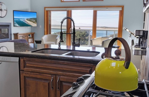 Happy Camp Hideaway House | Oceanview Getaway, Family-Friendly w/Beach Access