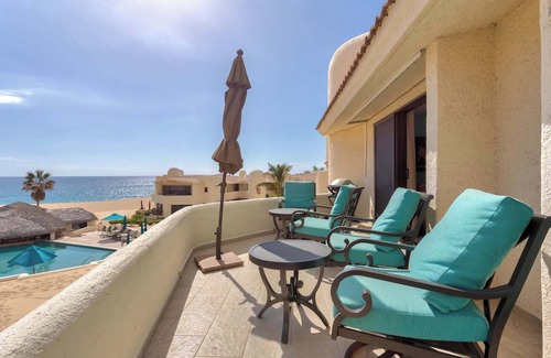 Centro Condo | Oceanview Retreat with Pools & Private Terrace BBQ