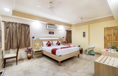 Yeshwanthpur Hotel | Octave Royal Opera