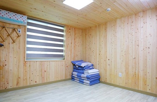 Jinbu House | Odaesan Healing Town Pension