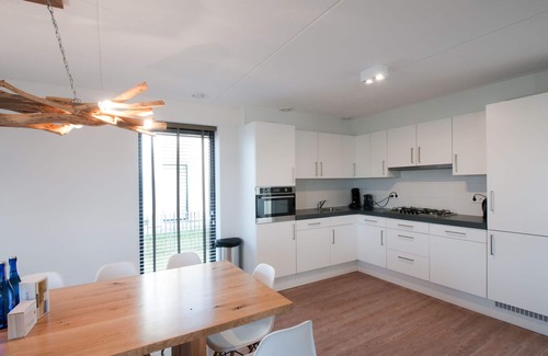 Tholen House | Oesterdam Resort by Interhome