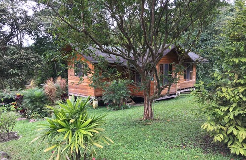 Mindo Cottage | Off-Grid Solar Cottage with Natural Pool & Sauna In Mindo Countryside