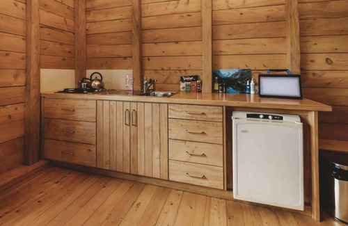 Kaimiro Cabin | Off the Grid River Retreat in Inglewood