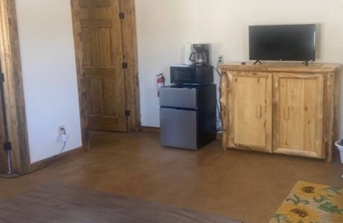 South Fork Cabin | Off the Hook Rental Cabin ready for your Off the Hook Adventures!