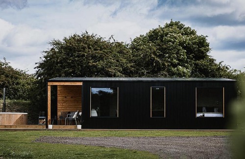 Anstruther Villa | Off the Track Scotland, Luxury Lodge