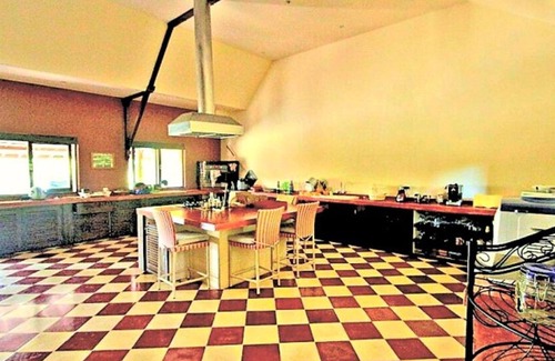 Padonan Villa | OFFER! Luxury 5 BR Villa with 18m Pool!