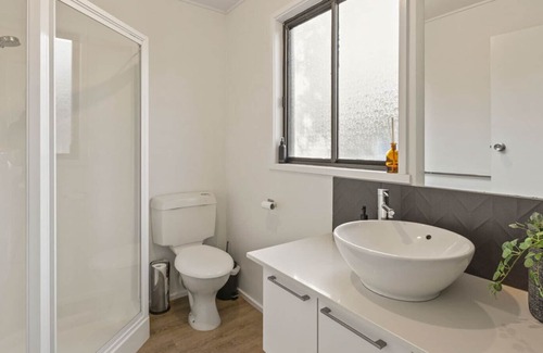 Metung Cottage | Offers the perfect blend of comfort and seclusion