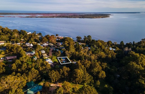 Metung Cottage | Offers the perfect blend of comfort and seclusion