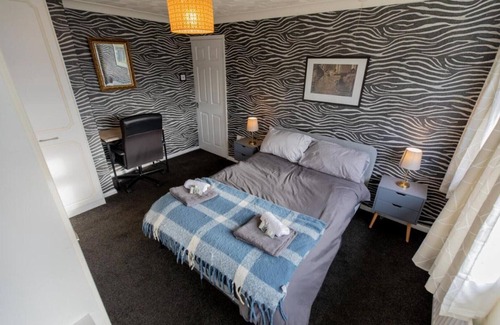Thornaby On Tees House | OG Retreat Thornaby- Contractor & Family Friendly, Free Parking