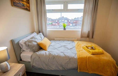 Thornaby On Tees House | OG Retreat Thornaby- Contractor & Family Friendly, Free Parking