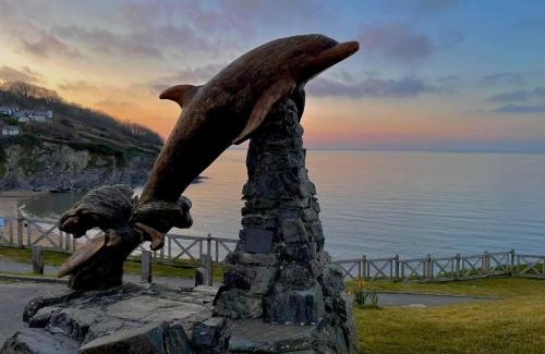 Aberporth Ski Chalet | Ogof Aberporth