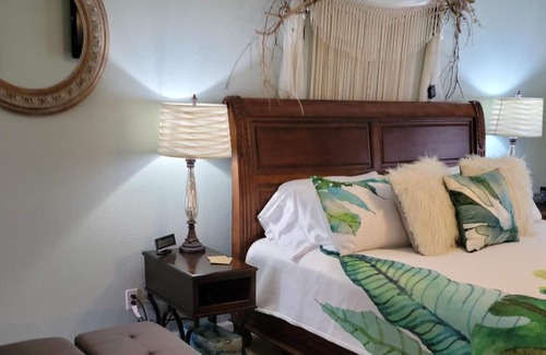Bacliff House | Ohana House Family Getaway