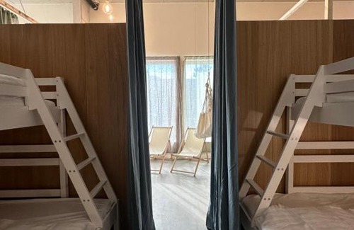 Hollviken Apartment | Ohmaria Hotell, del av Ohboy Hotell