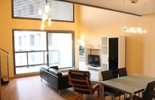 Burjasot Apartment | Ohmyloft Valencia