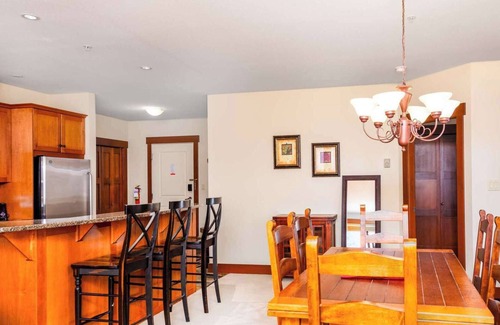Big White Ski Resort Condo | Okanagan - Stonegate Resort A104