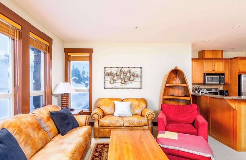 Big White Ski Resort Condo | Okanagan - Stonegate Resort A104
