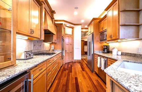Okauchee House | Okauchee Lake Home: 4BR/4 BA | Hot Tub |Lake Toys & Pontoon Rental