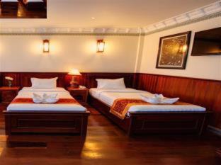 Daun Penh Hotel | Okay Boutique Hotel