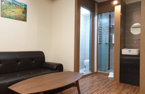 Okpo-dong Hotel | Okpo Business Hotel