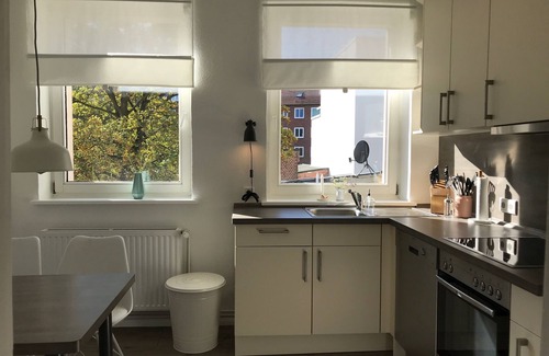 Altona-Nord Apartment | Old building apartment for up to 6 people "BARKASSE" in the Schanzenviertel - 2nd floor
