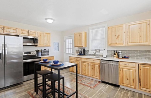 Colorado Springs House | Old Colorado City Retreat