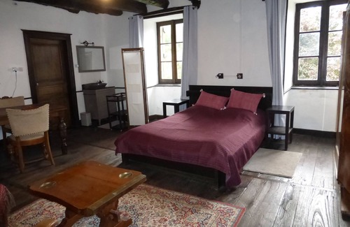 Saint-Hilaire-Peyroux Other | Old-fashioned country house