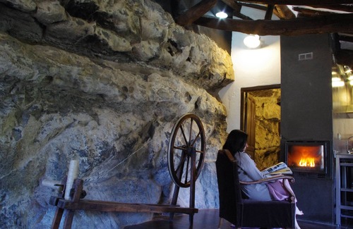 Munilla Cottage | Old house in the mountain made of stone, rock and wood. Private garden and barbecue