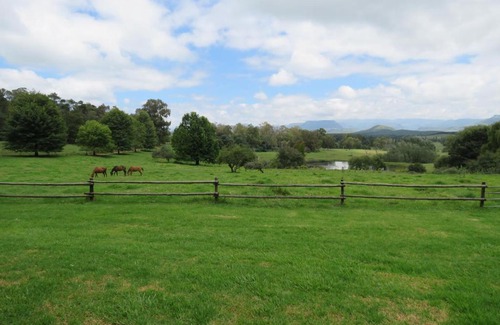 Kwa Sani Bed & Breakfast | Old Inchgarth Farmstay