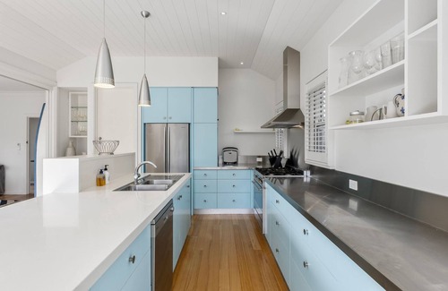 Point Lonsdale House | Old Lonsdale Classic on Kirk