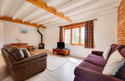 Woodbridge House | Old Mill House - Two Bedroom House, Sleeps 3